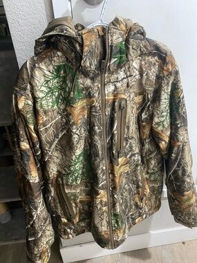 Men's Realtree-Style Camo Hooded Jacket - Brown/Green